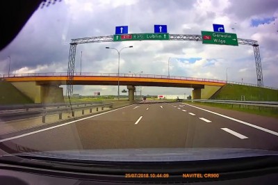 Szczyt głupoty na S17 w wykonaniu kierowcy TIRa! Ręce opadają na taki widok!