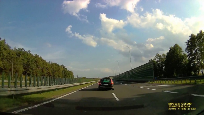 Centymetry od tragedii na A1! Czyli jak nie włączać się do ruchu na autostradzie!