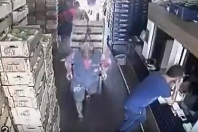 Szybka karma dla gościa za nie ustąpienie miejsca! Dramaturgia jak u Hitchcock`a!