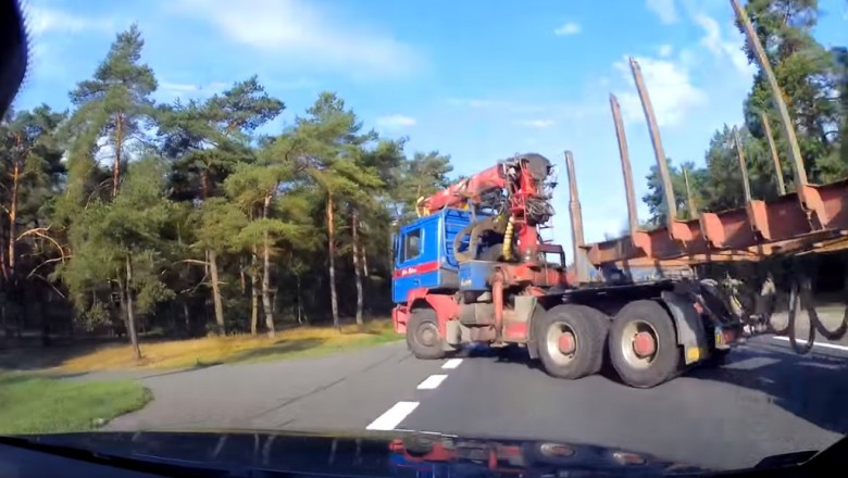 Jedziesz sobie spokojnie DK10,  a tu nagle kierowca ciężarówki odwala taką akcję!