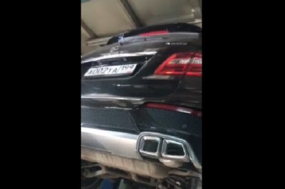 Właściciel Mercedesa ML dowiaduje się jak się teraz robi wydechy. Ostro się zdziwił