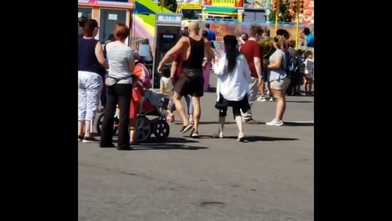 Szedł środkiem ulicy i nawet się nie zorientował, że mu ktoś dwa telewizory ukradł :D