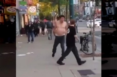 Piękny unik i szybkie uśpienie agresora na środku ulicy. Tak to się robi