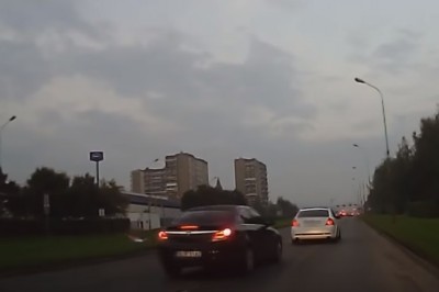 Cwaniak z Forda szybko ukarany za blokowanie auta. Tego się chyba nie spodziewał