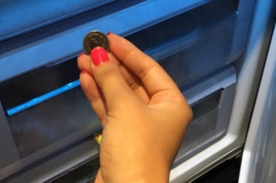 Przed dłuższym wyjazdem z domu wsadź do zamrażarki monetę. Ta prosta metoda zabezpieczy Twoje jedzenie 