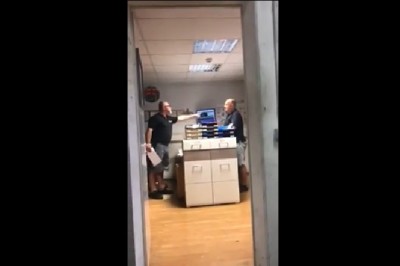 Ostra jazda na załadunku polskiego kierowcy z niemieckim pracownikiem