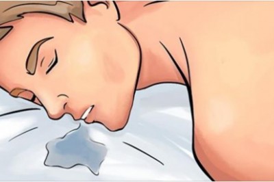 Dlaczego ślinimy się podczas snu, i jak temu zapobiec. Budzisz się czasem z wilgotnym śladem na poduszce?