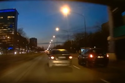 Leciał slalomem przez centrum miasta. Szybko dopadła go policja