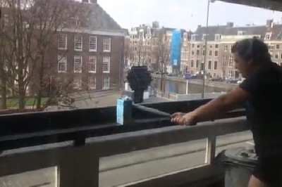 Kij baseballowy kontra nieogarnięty Seba. Żona da mu popalić jak wróci na chatę