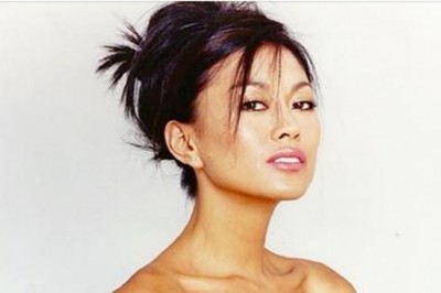 Chirurg plastyczny przez 11 lat zmieniał wygląd swojej żony. Stwierdził, że teraz jest idealna