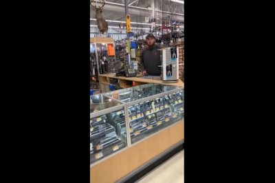 Jeden z dziwniejszych żartów w super markecie. Pilne wezwanie