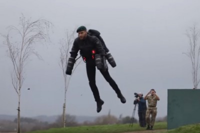 Przyszłość jest już dzisiaj. Test niesamowitego kombinezonu odrzutowego