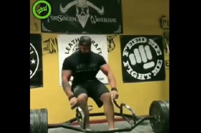 Takie wielkie chłopy, a padają jak muchy. Czyli nieudane popisy na siłowni