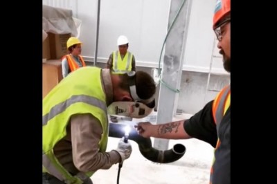 Jak wkurzyć świeżaka w robocie? Te śmieszki wiedzą jak to zrobić