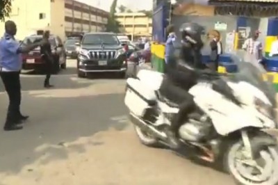 Kiedy oszukiwałeś na szkoleniu policyjnym, ale bardzo chciałeś pojechać SUVem