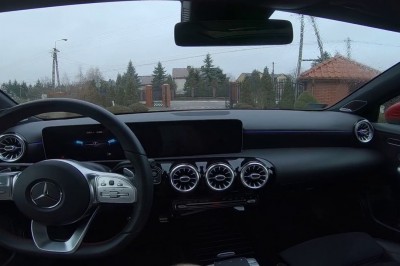 Gość pokazał co Mercedes sądzi o BMW i Audi. Takiej odpowiedzi się nie spodziewał