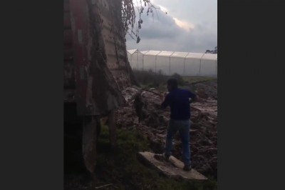 Dawaj Janusz nic Ci nie będzie. Czasem praca potrafi zaskakiwać 