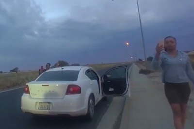 Chciała kozaczyć telefonem przy policjancie. Bardzo szybko się zdziwiła 