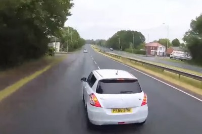 Mistrzowski manewr skręcania w lewo. Jeszcze miała pretensje 