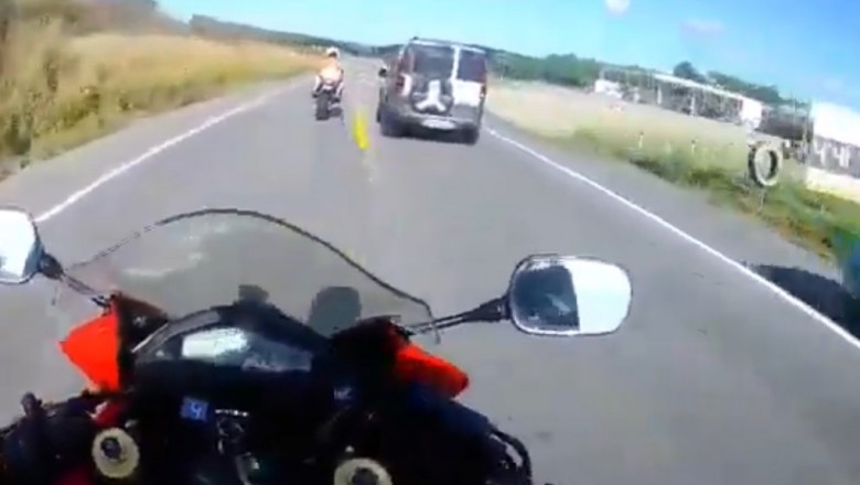 Lecisz sobie prawie 200 km/h na motocyklu, a tu nagle korek na drodze