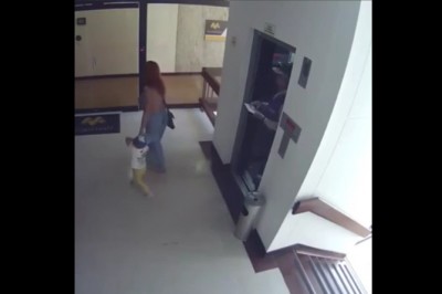 Matka ratuje swoje dziecko przed upadkiem. Mega refleks i szczęście 