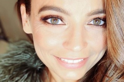 Anna Mucha pozuje owinięta w samą folię. „Jesteś seksowna nawet w worku”