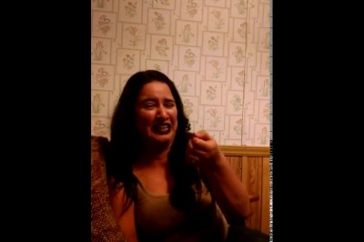 To chyba najzabawniejszy śmiech na świecie. Dziewczyna rozwaliła system 