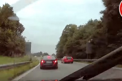 Chamskie zachowanie niemieckiej policji w BMW? Tak wyglądało zatrzymanie