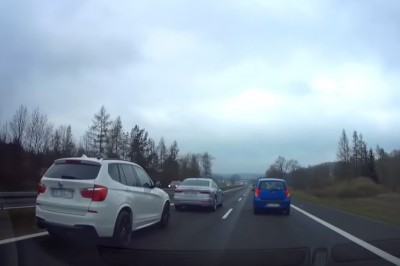 Szeryf z Audi kontra szeryf z BMW. Tak się bawili na DK7 Zakopane - Kraków