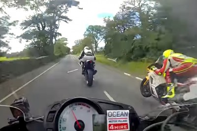 Wyścigi dla największych twardzieli. Nagranie z przejazdu na wyspie Man z 2019 roku