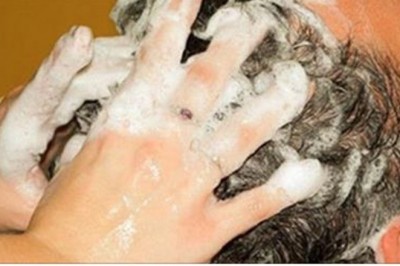 Do szamponu dodała odrobinę sody oczyszczonej. Zupełnie inaczej się układały 