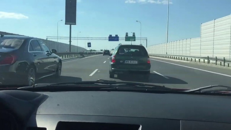 Nagrywał swoją szaleńczą jazdę. Nie wiedział, że jedzie za nim policja 