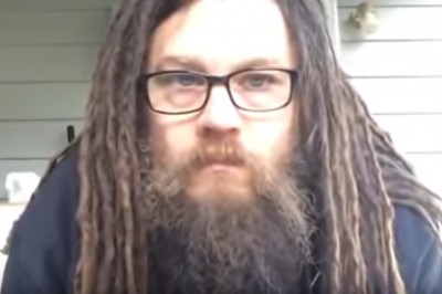 Ściął swoje dredy i brodę. W kilka minut stał się innym człowiekiem