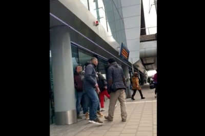 Polacy w Hadze dają popis kultury pod dworcem