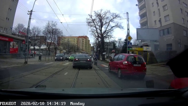 Dziadka musieli trzymać, żeby nie przyłożył w Audi A8 - Szczecin