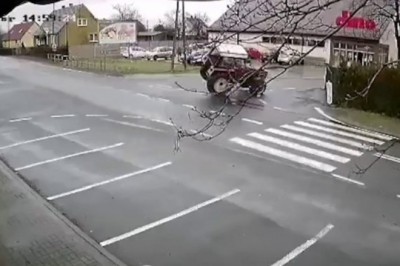 Wszedł ciągnikiem w zakręt niczym Kubica. Przesadził z prędkością 