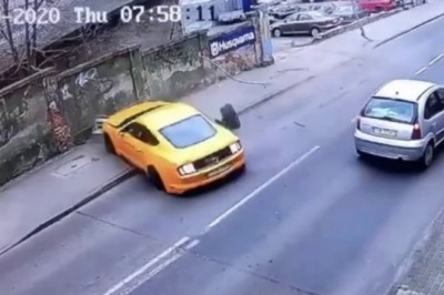 Gdy nie jesteś nawet mistrzem prostej i wsiadasz do Mustanga - nagranie