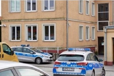 „Flacha i pizza, inaczej sam pójdę i będę zarażał.” Szokujące życzenie objętego kwarantanną 