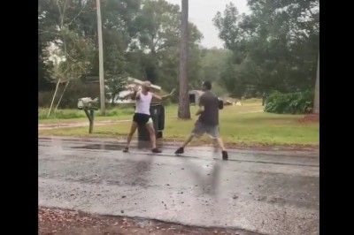 Kiedy ojciec staje w obronie swojej 19-letniej córki 