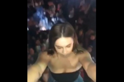 Chciała nagrać jak skacze w tłum fanów. Szybko zakończyła imprezę