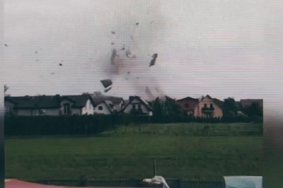 Trąba powietrzna zrywała dachy na Śląsku. Nagranie zdarzenia 