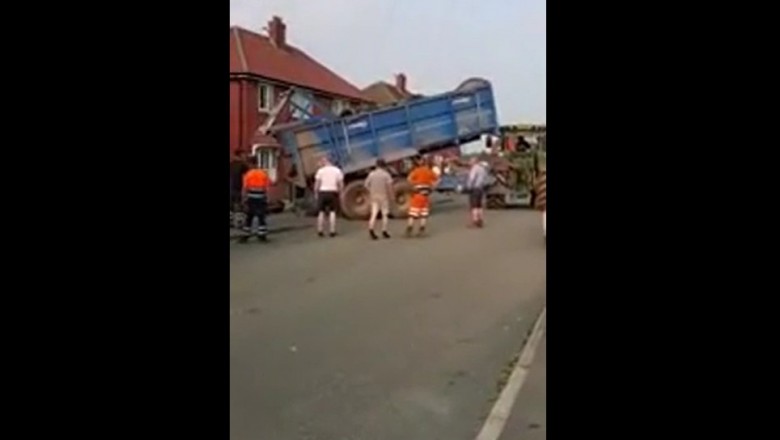 Rolnik wyrzuca śmieci pod dom gościowi, który je podrzucił