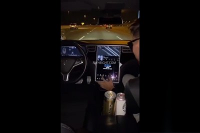 Powrót autem z imprezy bez kierowcy. Przyszłość jest już teraz