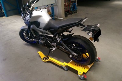 Mega gadżet dla właścicieli motocykli z małym garażem