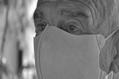 Lekarz podkreśla najbardziej niebezpieczny objaw COVID-19. Jeśli go masz, nie czekaj 