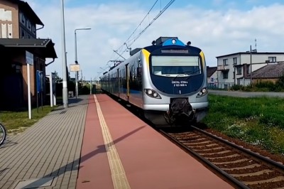 Pozytywny maszynista kontra miłośnik kolei