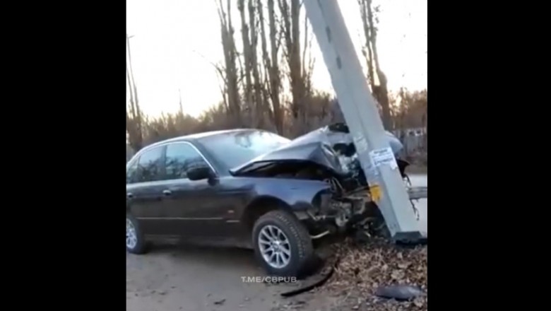 Kiedy skasujesz przód BMW na słupie, ale stwierdzasz, że to za mało 