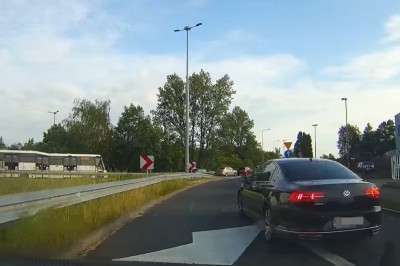 Szeryf w Passacie tłumaczy dlaczego blokuje drogę 