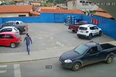 Potrącenie na pasach. Nic dziwniejszego dzisiaj nie zobaczysz