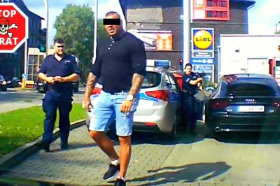 Typ w Audi wyskoczył do gościa. Zatrzymał go patrol policji